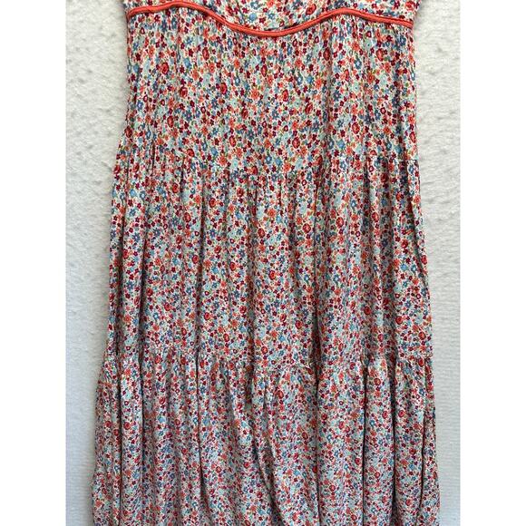 Aakaa Floral Midi Dress with Red Accents - Picture 3 of 13